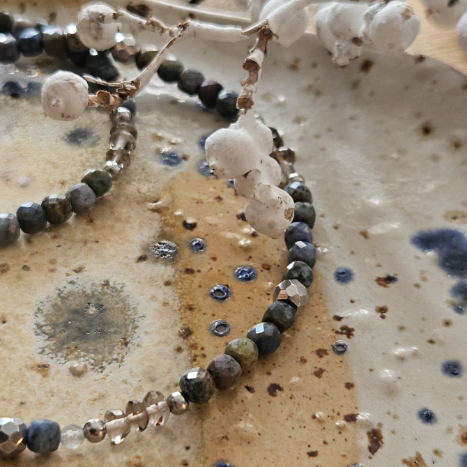 Choker z dumortierytem, labradorytem i kwarcem dymnym - obrazek 5